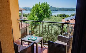 Casa Accogliente con Vista Lago